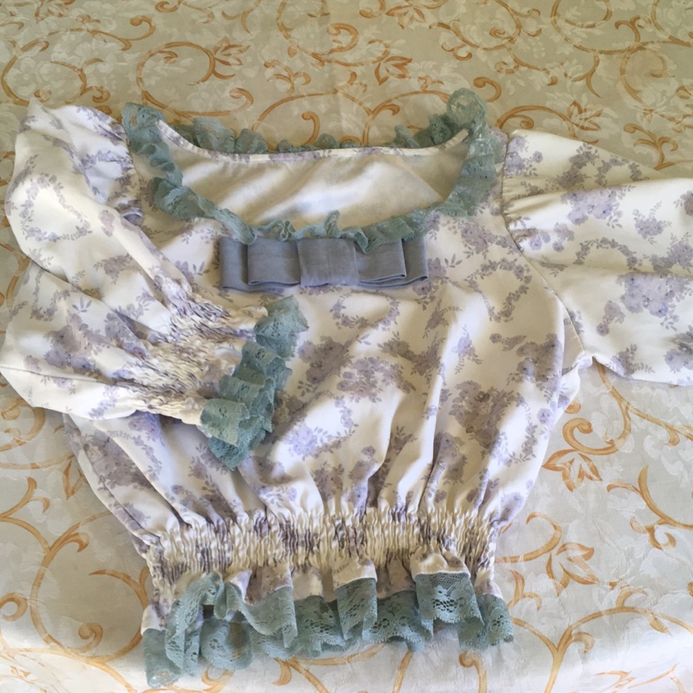 Vintage top with Mint green lace trim top XS/S